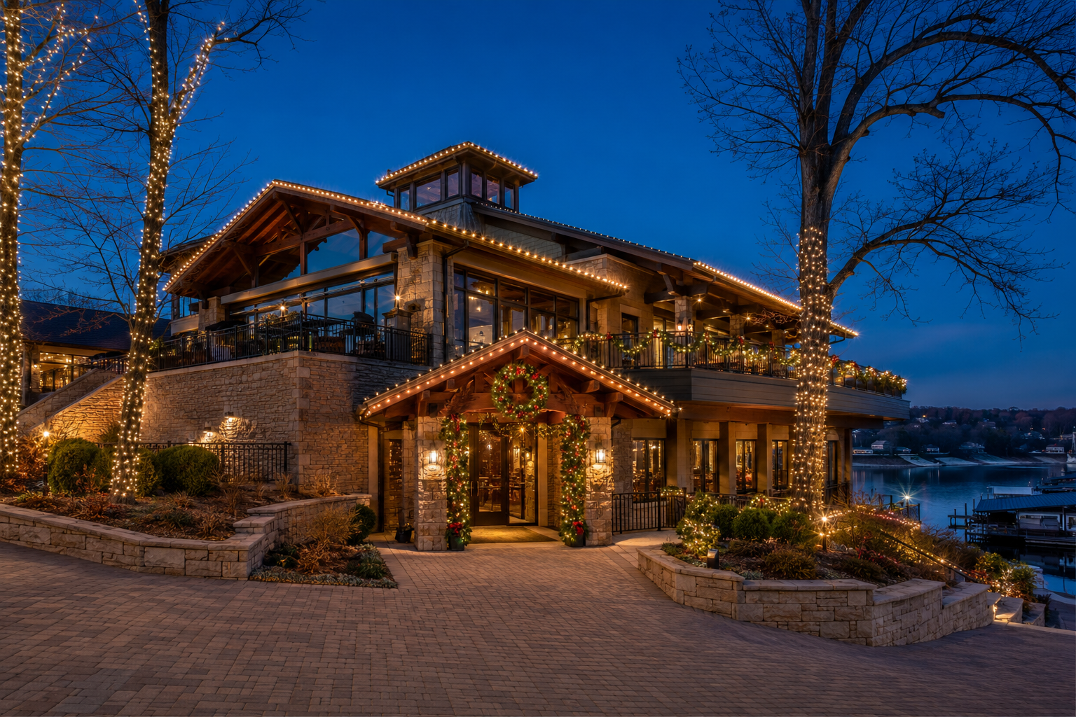 Professional Christmas lighting design 13